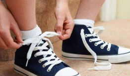 系鞋带方法视频,跟随视频轻松掌握技巧